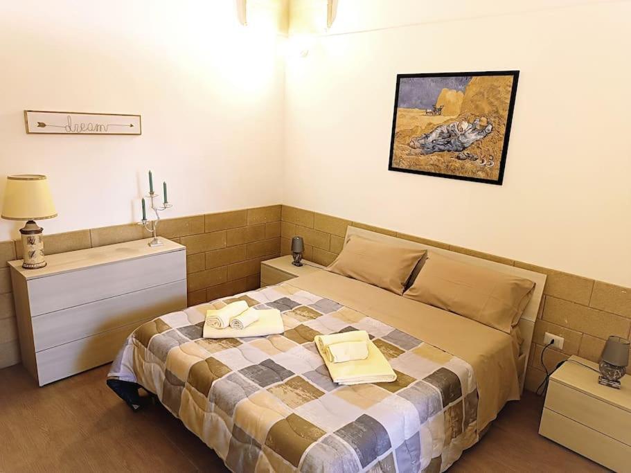 Casa Regina Elena - Locazione Turistica Villa ซาน เชซาริโอ ดิ เลชเช ภายนอก รูปภาพ