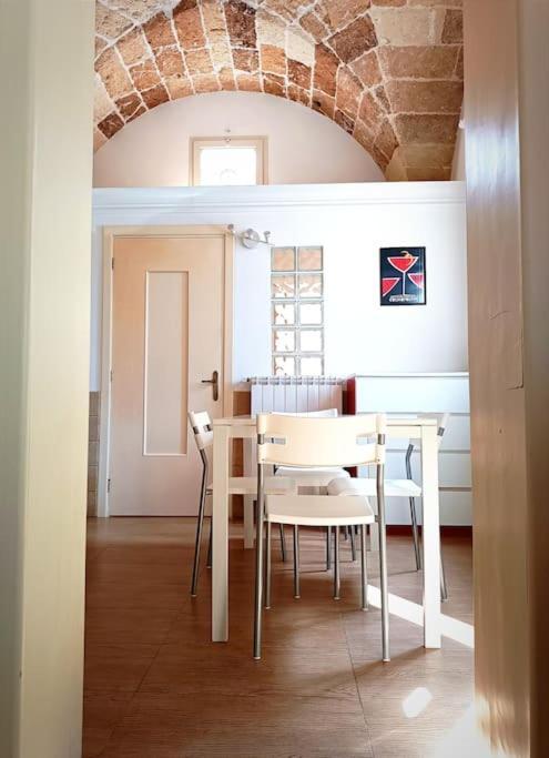 Casa Regina Elena - Locazione Turistica Villa ซาน เชซาริโอ ดิ เลชเช ภายนอก รูปภาพ